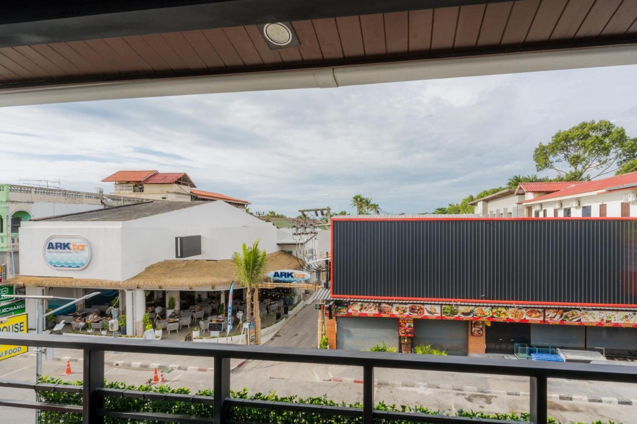 Lek Lek Samui Room X Coffee Bar Chaweng-stranden Eksteriør billede