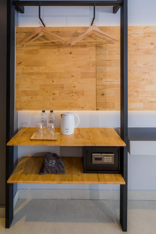 Lek Lek Samui Room X Coffee Bar Chaweng-stranden Eksteriør billede